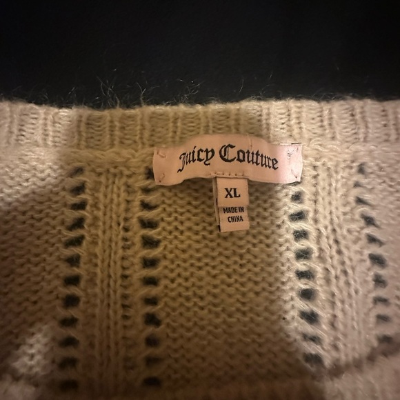 Cozy Cream Sweater - Picture 4 of 4